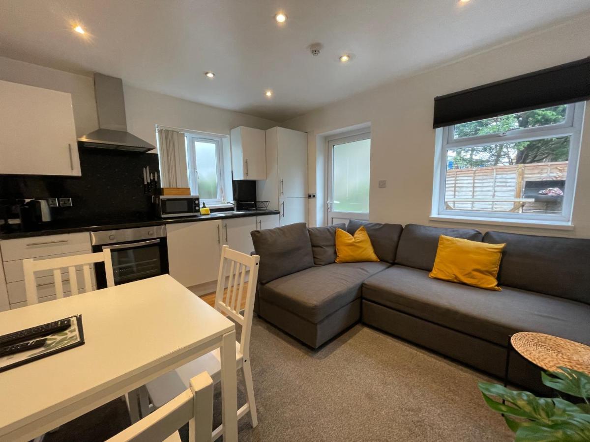 6 Person Apartment In City Centre Cardiff Dış mekan fotoğraf