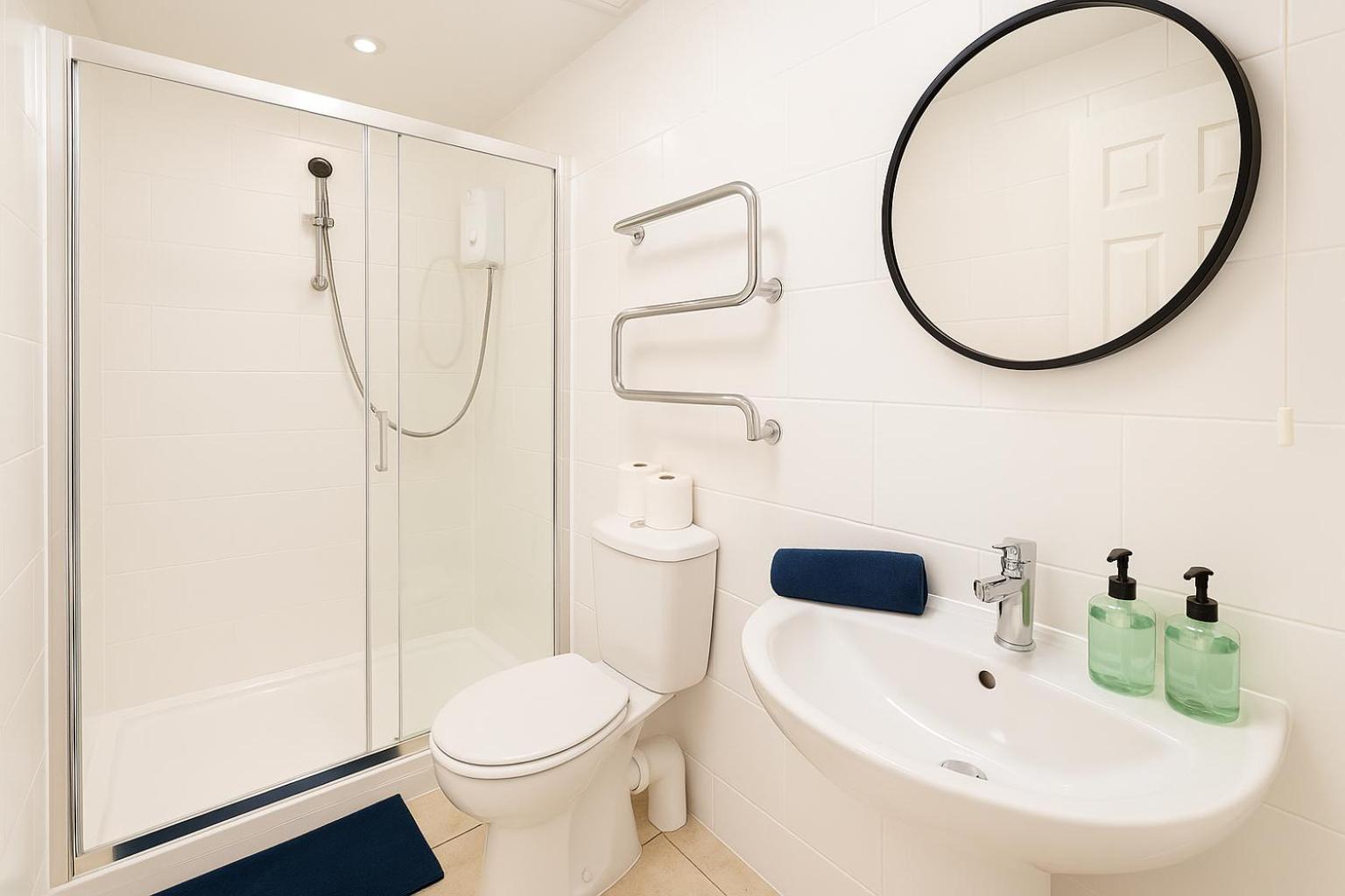 6 Person Apartment In City Centre Cardiff Dış mekan fotoğraf